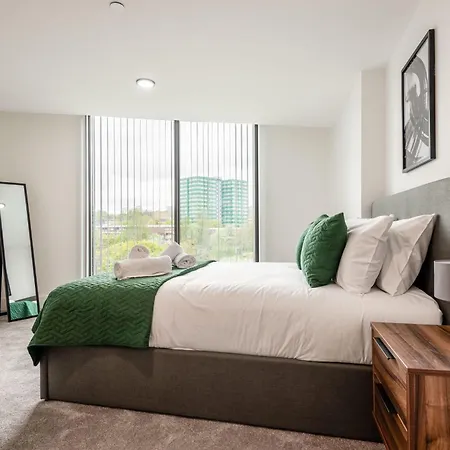 Modern 1 Bedroom In